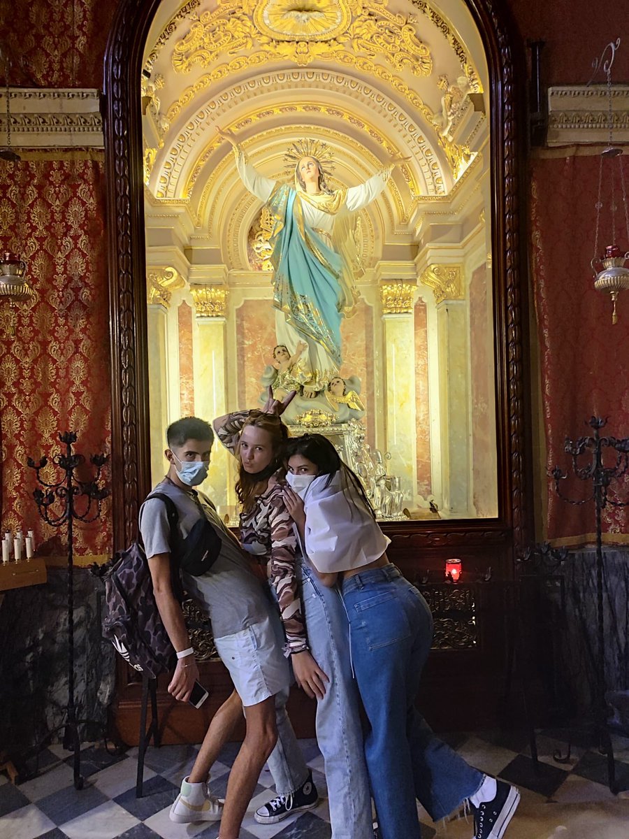 ivaann_____'s tweet photo. ya han pasado 3 semanas del mejor viaje 😢 tk erasmus https://t.co/mEvh7ElQLB