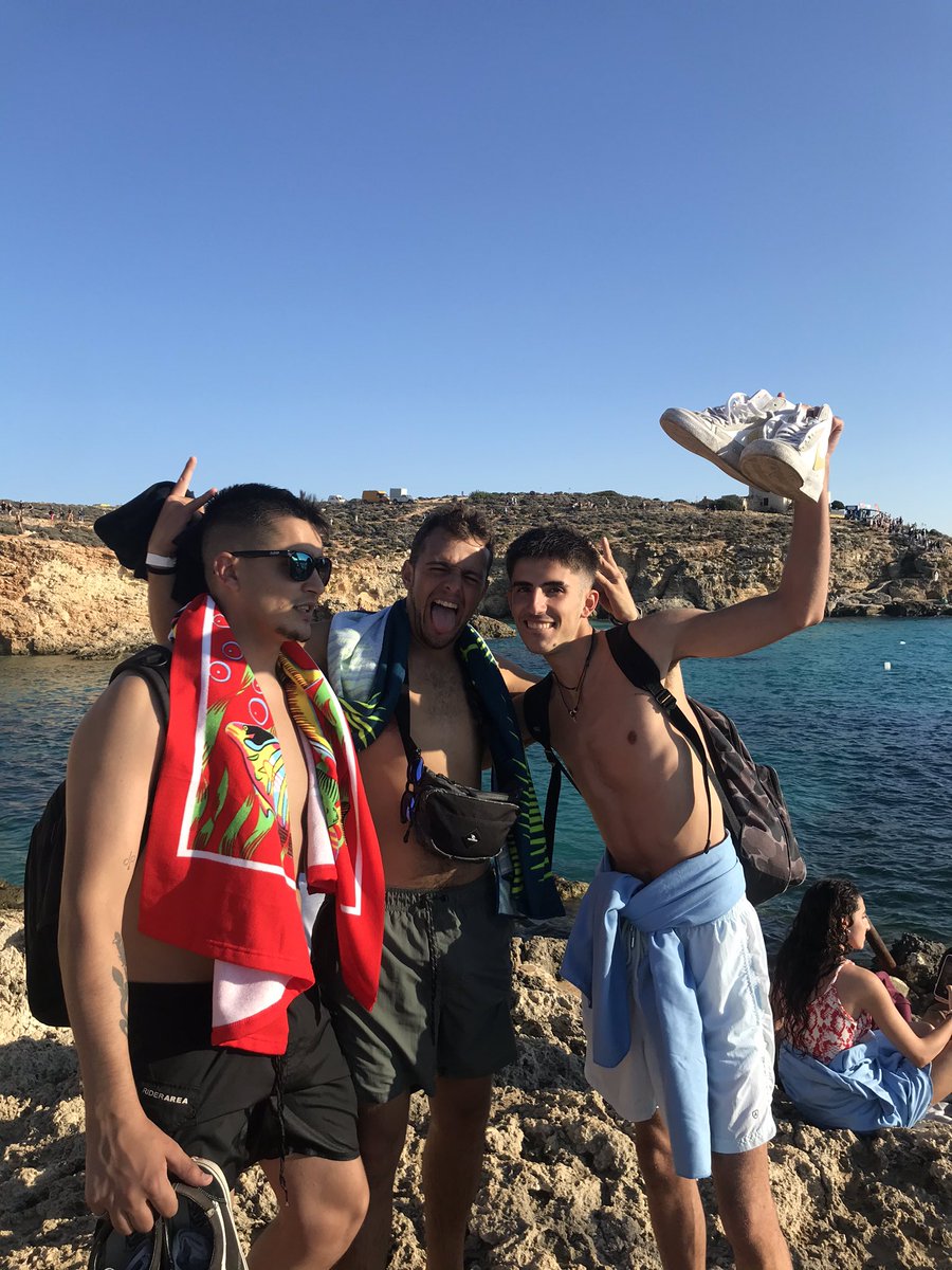 ivaann_____'s tweet photo. ya han pasado 3 semanas del mejor viaje 😢 tk erasmus https://t.co/mEvh7ElQLB