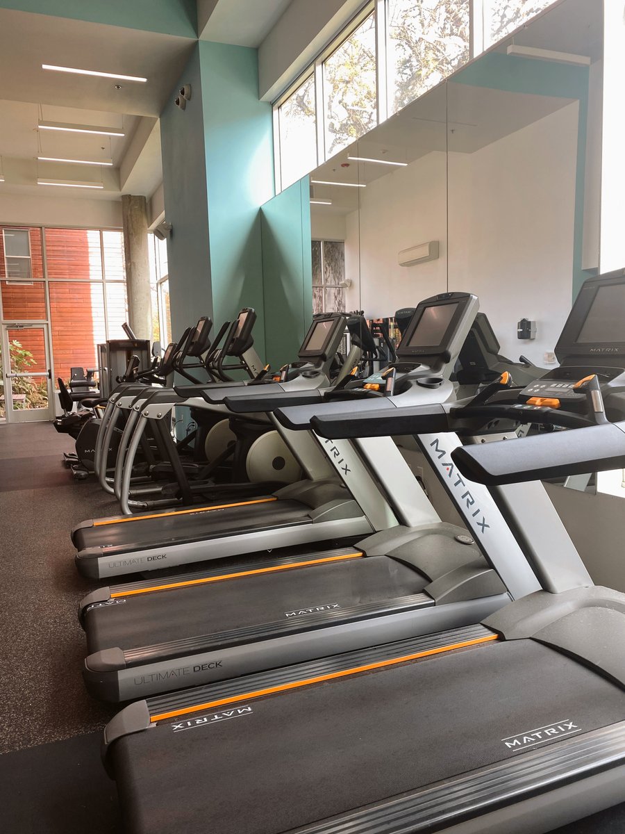 LiveTheSoto's tweet photo. Our 24/7 amenities just had a glow up! Stop by for a tour to check it out for yourself #livethesoto #thesotolife #uohousing https://t.co/Q5cL3Hd34M