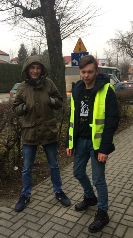 It's always nice to see the face behind a ransomware attack. This is 22-year old Yaroslav Vasinskyi. The REvil affiliate that hacked Kaseya.  вконтакте24.рф/yaroslav-vasin…