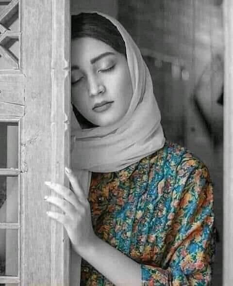 alyafai700's tweet photo. أعِنّا يا الله على أرواحنا كلما اهترَأت ، وضمّد انكساراتنا ، 
هِب لنا من لدُنك قوةً كلما ضعِفنا ..
لا تتركنا يا الله نتخبّط دون عنايتك ورأفتك.. https://t.co/p8sGqeZ2gB