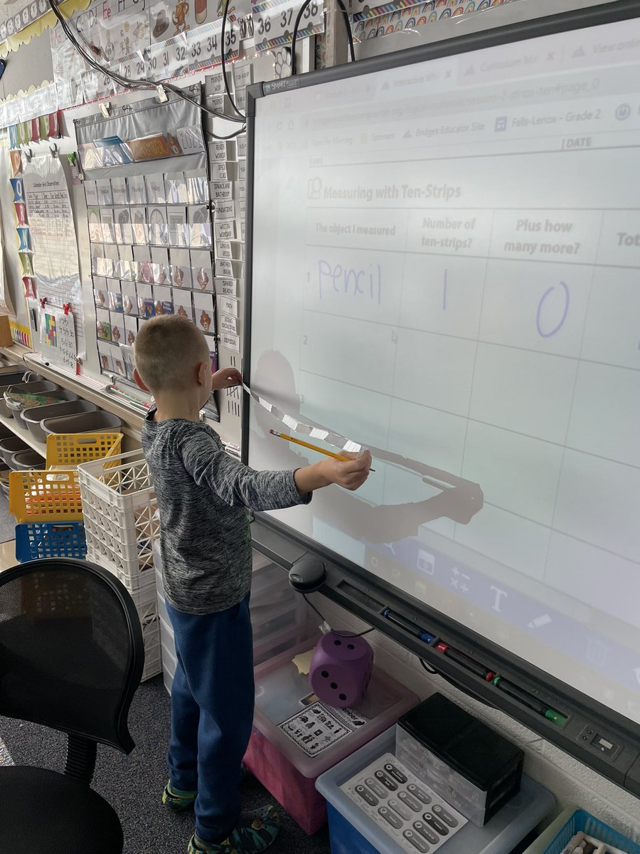 ahoysecondgrade's tweet photo. Today we used our place value skills to measure items around the classroom. We subitized and counted efficiently by counting tens and ones. These second graders loved exploring the classroom and measuring items we use everyday. #exploration #engagingwork #handson @MLCmath https://t.co/M0v5AZtsDn