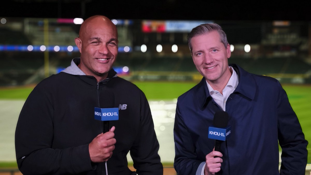 _JeremyBooth's tweet photo. Happy Birthday to my homeboy and a pros pro @JBristolKHOU. #YouGotNow https://t.co/A3mlGCNSvN