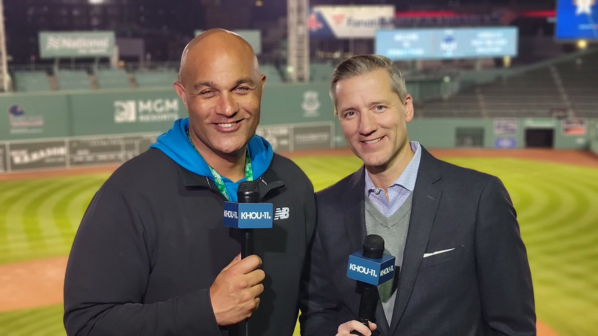 _JeremyBooth's tweet photo. Happy Birthday to my homeboy and a pros pro @JBristolKHOU. #YouGotNow https://t.co/A3mlGCNSvN