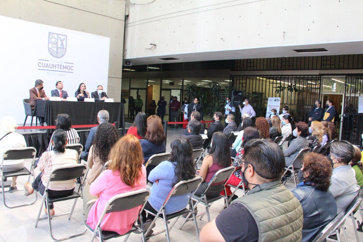 Nuestro Pdte. <a href="/NotLopezJuarez/">Ponciano López Juárez</a> subrayó el propósito del <a href="/colegionotarios/">Colegio de Notarios CDMX</a> de instalar Módulos de Asesoría Jurídica Notarial en todas las alcaldías de la CDMX, a fin de llevar el beneficio a la mayor parte de la población de la ciudad.