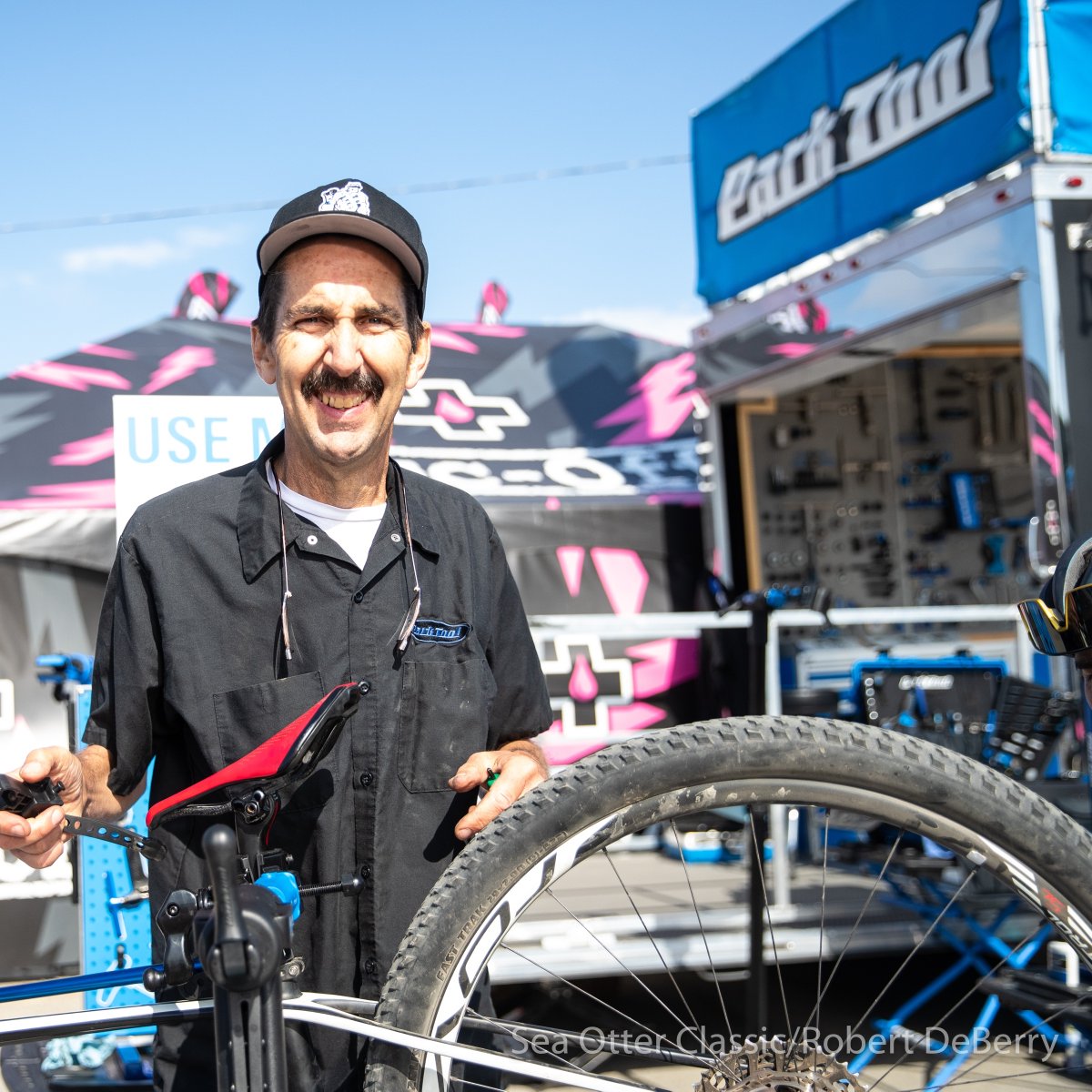 Mechanic Monday. Is there such a thing? Well, there should be. @parktoolblue

#seaotterclassic #loveyourlife #bikemechanics #bikelove #mtb #bikelife #parktoolblue