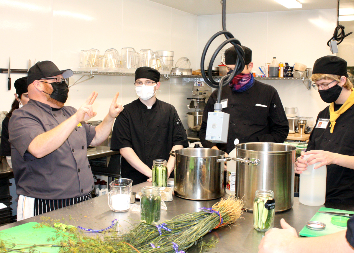 #GuestChefMonday featured #LifesKitchen Board Member &amp; <a href="/My_FoodSpace/">FoodSpace</a> CEO Chef Schumaker. Thank you Chef Schumaker for leading an awesome class on pickling! #servingsecondchances #opportunityyouth #SolutionsThatMatter <a href="/foodspaceJoe/">Joseph Schumaker</a> bit.ly/3ew1BdR