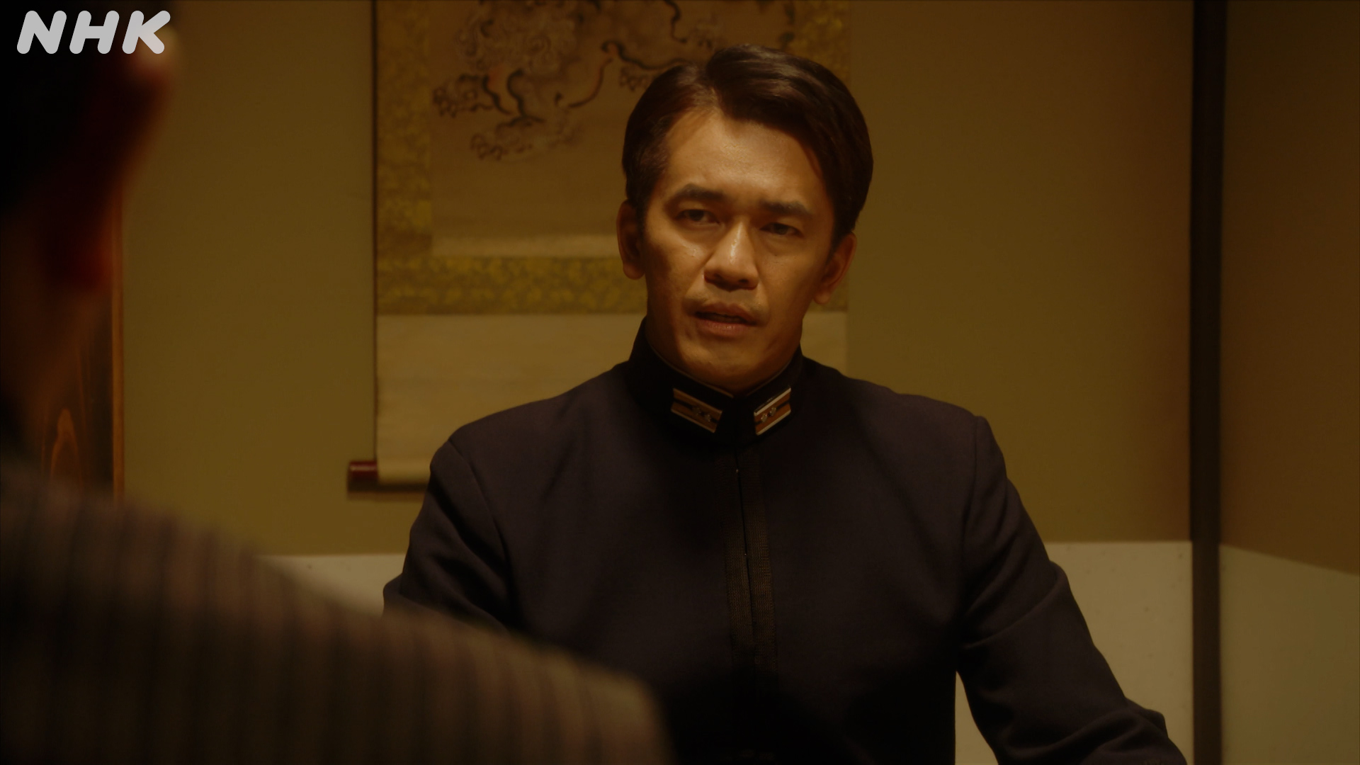 朝ドラ カムカムエヴリバディ カムカム 稔さんの父 千吉さんが事業への力添えをお願いしているのは 帝国軍人の神田中佐 武井壮 さん 見慣れたお姿とはまた違って かっこいいですね 朝ドラ カムカムエヴリバディ カムカム T Co