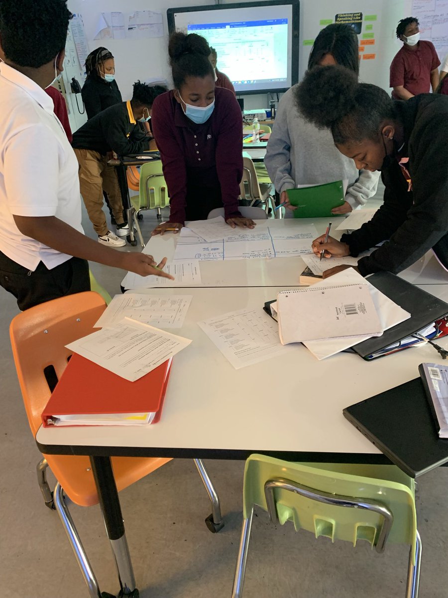 TParksPhD's tweet photo. Amazing mathematical discourse and learning! Learning to seek connections in problem-solving and ask questions for understanding. @howard_connect #math #hcs #habitsofmind #habitsofinteraction #tdg https://t.co/RSdlazIGGh