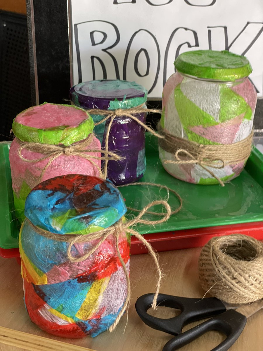 Crisaua's tweet photo. #ArtsandCrafts #upcycle #Recycle #AfterSchool at @ISAruba The students used old jars and repurposed them as a lamp and according to One student-โA Place to hide My precious things-Grade 1โ #Jars #Modgepodge #FeltPaper @ISSCommunity https://t.co/fRN6eNpmxT
