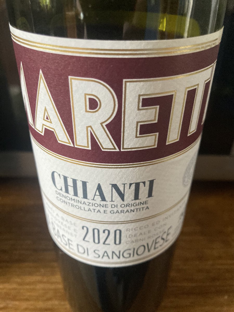 winsordobbin's tweet photo. A day trip to #Italy in a glass. A terrific sangiovese-driven blend for $24 from #Maretti and @fourthwavewine #vini #vino #winelovers @winingpom For all the latest #wine news and views visit https://t.co/Zs17rHgaXX https://t.co/9IUXIu9ueg
