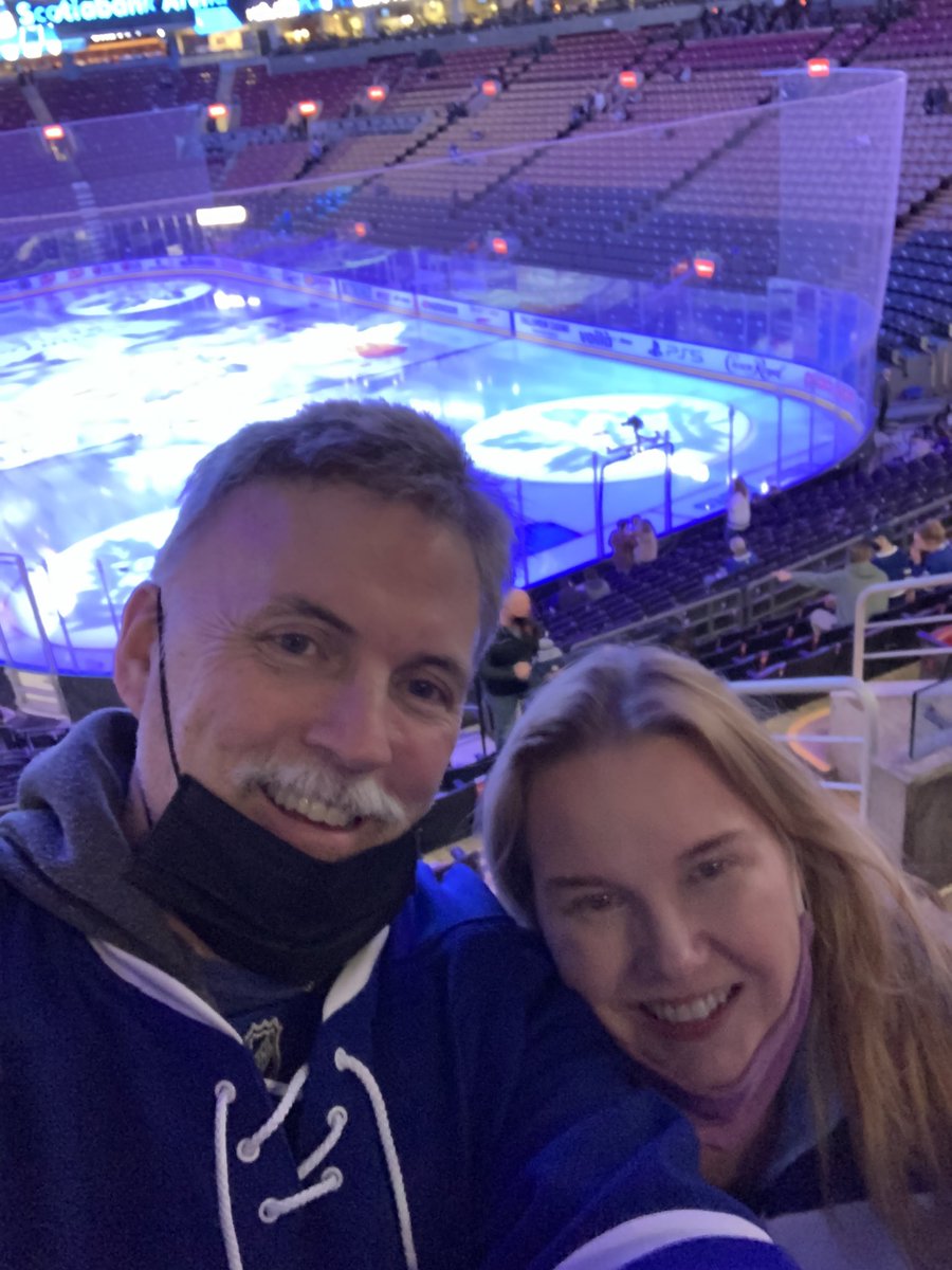 realronww's tweet photo. go leafs go!!#LeafsForever https://t.co/9qwMzPvsUT