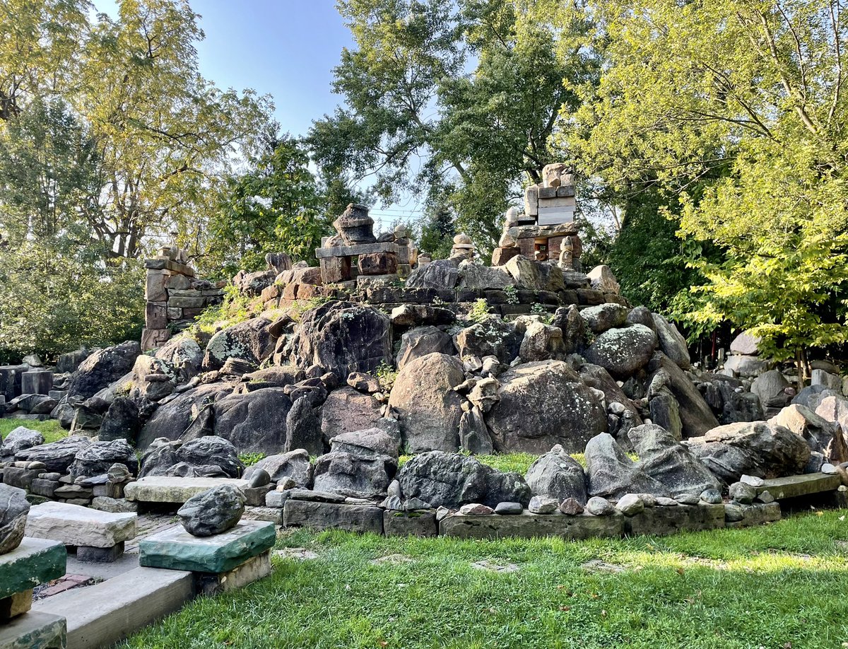 JoshLipnik's tweet photo. The Temple of Tolerance 
Wapakoneta, OH

Jim Bowsher built this folk art temple in his backyard between 1981 and 1999 with boulders he dug up himself in rural Ohio. https://t.co/G4xsLVGy9y