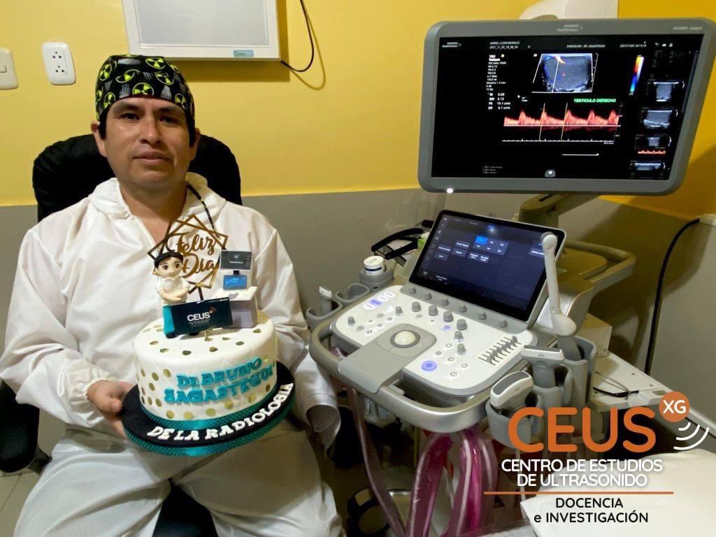 CEUSDOCENCIA's tweet photo. Agradecido profundamente por el detalle al Centro de Estudios de Ultrasonido-CEUS 🧡 hacia mi persona en el Día Internacional de la Radiología.

Muchas gracias!!! 👏 https://t.co/pK1bJ97VNh