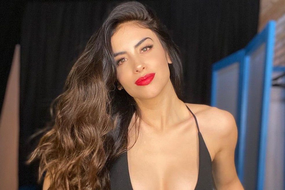 AndresPB1981's tweet photo. ¿Qué prefieres?

RT= Que Luis Díaz gane el Balón de Oro del Mundial
FAV= Una noche con Jessica Cediel. https://t.co/y1DlEdBFZh
