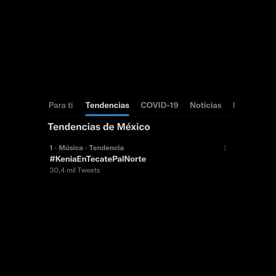 KeniaOsTweets's tweet photo. “#KeniaEnTecatePalNorte” es Tendencia #1 en Twitter México con más de 30mil tweets por la presentación que tendrá en el After Party de #PepsiBlack este sábado 13 de noviembre a las 9PM (MX). https://t.co/JvjkpUdqQv