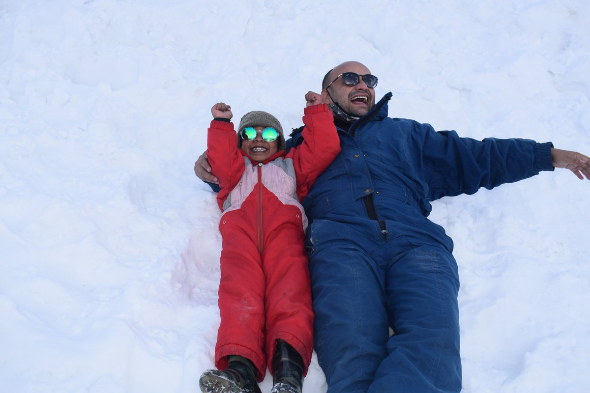 CrisJaved's tweet photo. #snowpoint #snowriver #sunset #ataltunnel #keylong #rotangpass🏂 #manali #ismypassion❤ #mountaineering #Snowpoint #amazingview #beautifulweather #naturelover #trevlediaries #ilovetravelling #adventuregroup26 #pictureclickDSL #mybestiebuddy #imagines @discoverImage @BearGrylls https://t.co/curXbCTvzZ