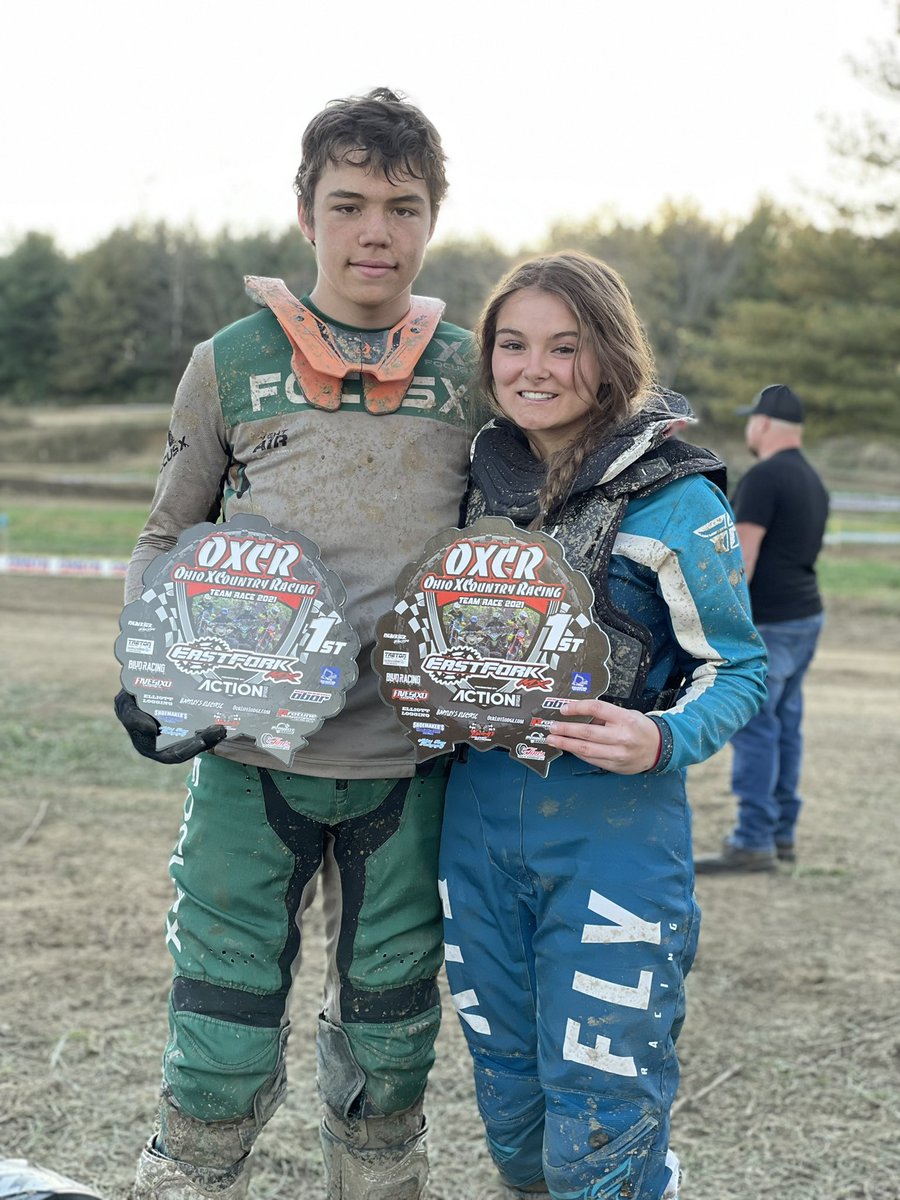 Mrsamysmallwood's tweet photo. So thankful for a wonderful racing season this year. What a fun way to end the season with a team race at OXCR. Thank you Bobb family for a great family racing series! https://t.co/Qg19KRfHkw