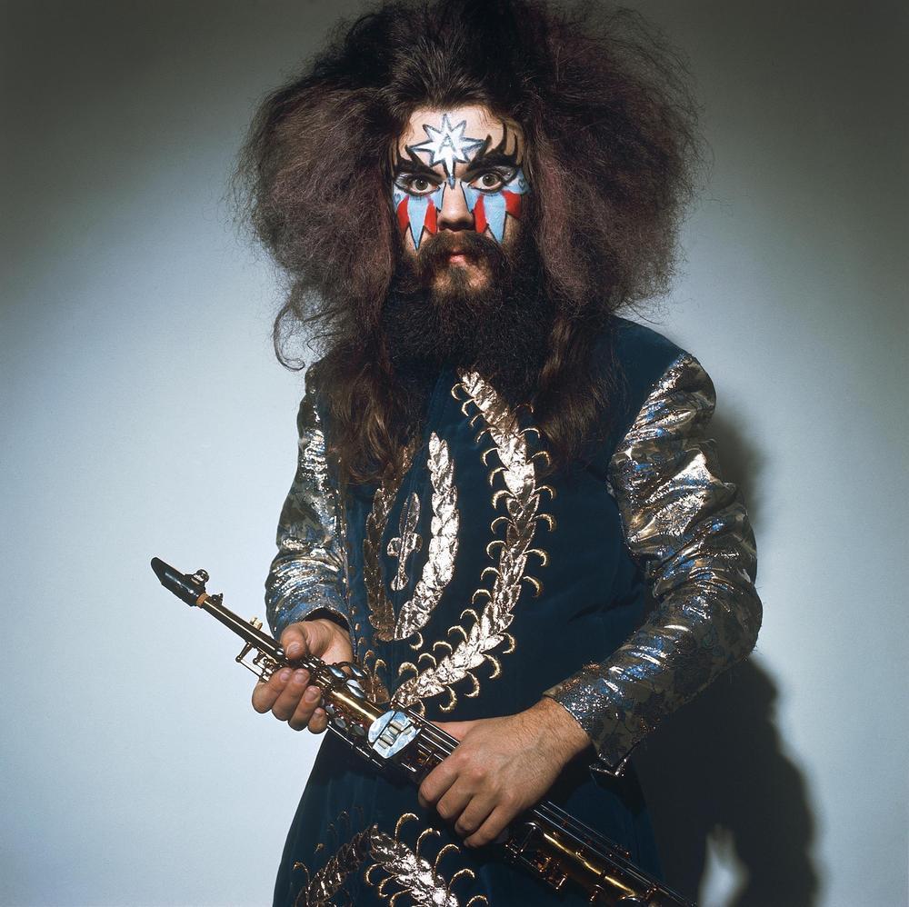 Roy wood of wizzard. Рой вуд. Roy wood mustard 1975. Roy wood mustard 1975. Рой эдриан вуд.