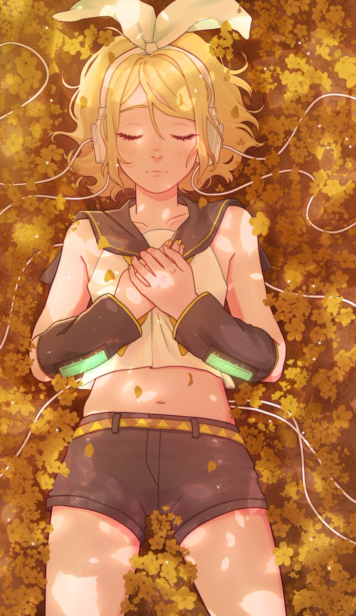 rosetintedart_'s tweet photo. I was lucky to contribute 2 pieces to @VocaloidTarot !! Here's the first one, Kokoro for The World card ✨ https://t.co/zEAwWPUWxe