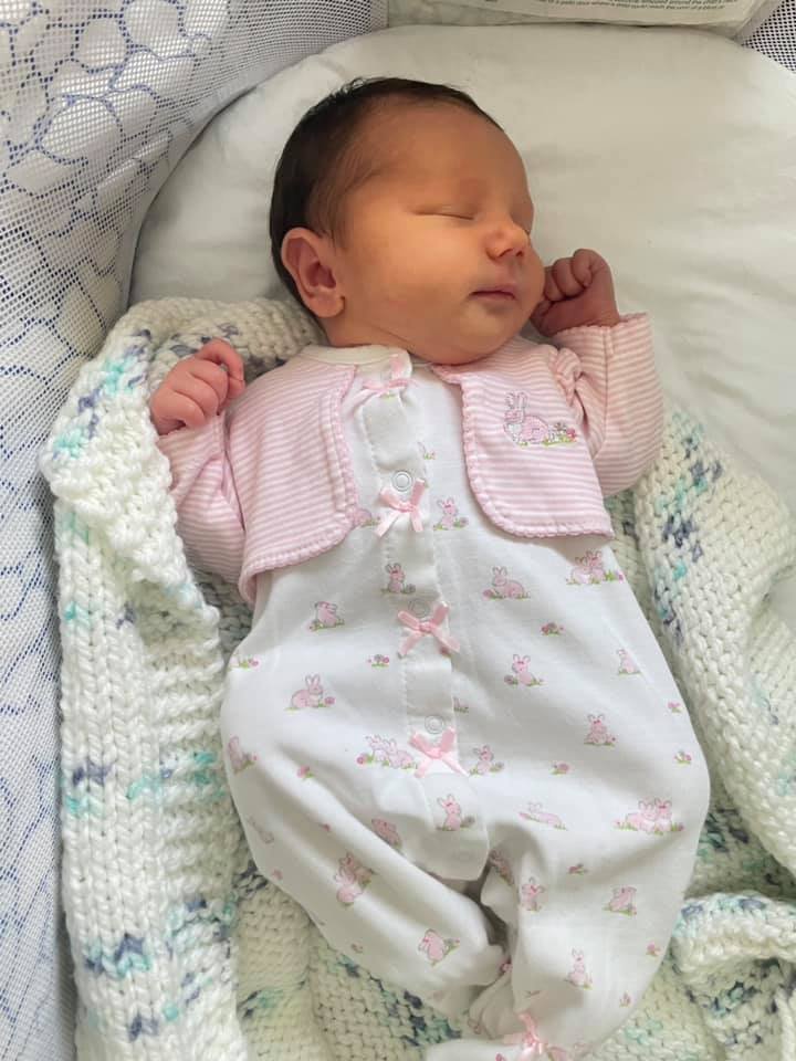 DrTraceyK's tweet photo. #GoArmyFootball. If anyone needs a room Friday & Saturday at the Thayer for the Bucknell Game 🏈🖤💛🖤💛🖤... @ThayerHotel -please let me know--happy to sell the room to you. I will be elsewhere in America visiting 2 of my favorite Old Grads & this little one...Class of 2044... https://t.co/pFXeJiTol7