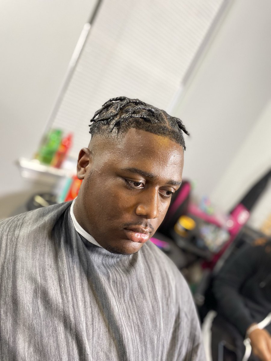 AllDatJass_'s tweet photo. I’m doing this 4 infinity ♾ 🤞🏾 

Book with me 👇🏾

https://t.co/FwVTTfiAQF

#jasskuttinup💈 #harveyla #harveylabarber #nolabarber #nolabarbering #gretnabarber #gretnalabarber #upcomingbarber #yournewbarber #theCutapp #westbankbarber #neworleansbarber #terrytownbarber https://t.co/OEZK4hVvCO