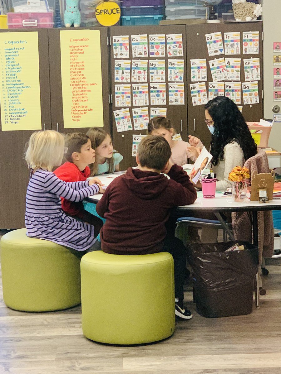 MrsMViana's tweet photo. When you walk by your baby’s classroom and see this beauty! Guided reading in @sranerio is such a pleasure to watch! Look in the comments for a video of his reading in #español My baby is thriving! 🤩✨💙 #SheIsIntentional #ThankfulMama #MyHeartIsFull https://t.co/JGw5jOanx4