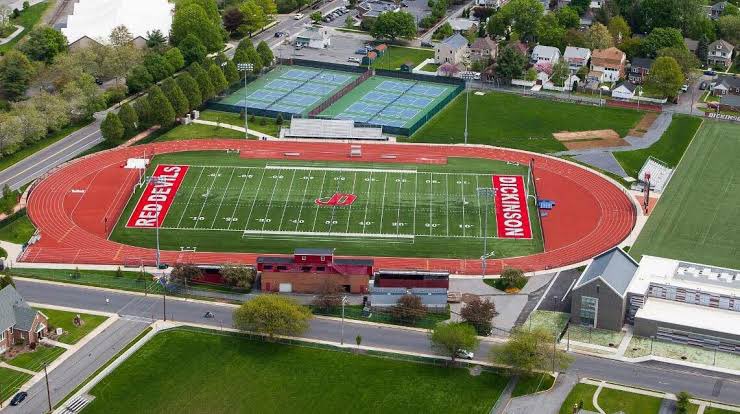 ShanksCalder's tweet photo. COMMITTED!!!
I am happy to announce that I have decided to continue my athletic and academic career with @DCRedDevilFB and would like to thank @CoachFordyce_DC @DCcoachSchuck for giving me this opportunity. Ready to be a Red Devil 🔱🇦🇺🛫🇺🇸 https://t.co/W1I6feMzz1