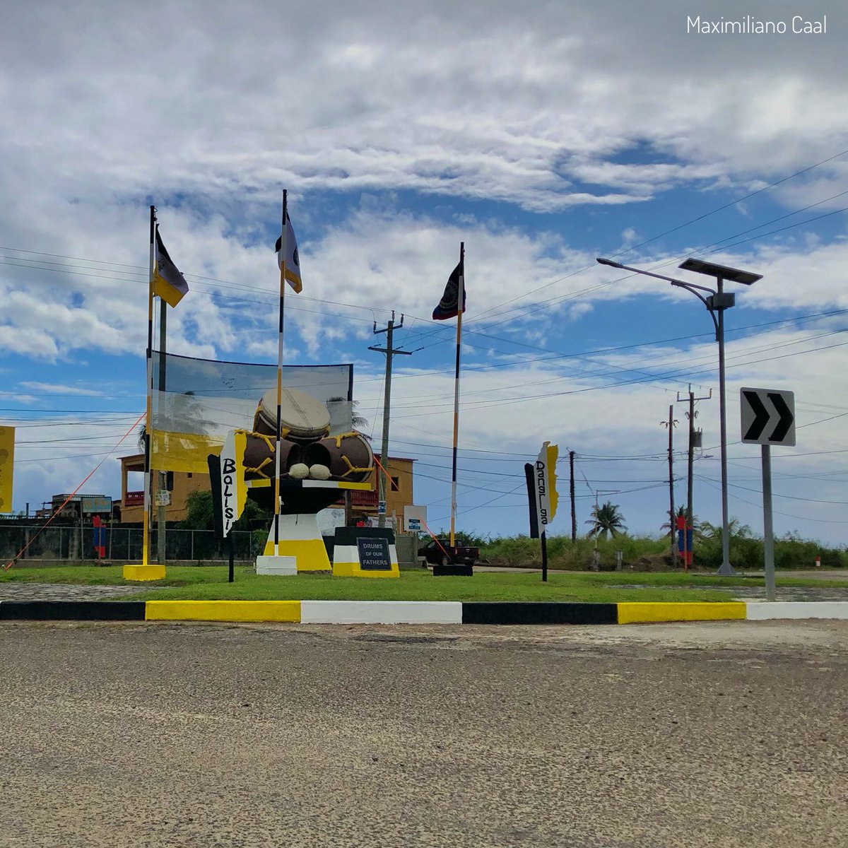 maxi_caal1's tweet photo. A bit of paint goes a long way, Exhibit A. 

Garifuna Settlement Day is just around the corner in Belize — November 19th. Dangriga 👌🏼

Happy Garifuna Settlement Day in advance!

#ExhibitA #colors #paintjob #garifuna #dangriga #belize #culture #travelbelize #drums #November19th https://t.co/4sC99z57ib