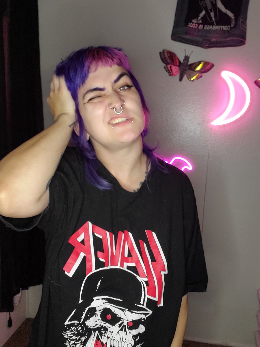 First one to send $50 with "🏁" in the note, gets 6 photos of what is underneath

$TatsAndTombs