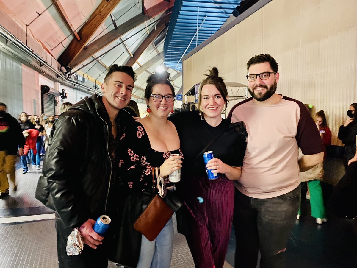tewsdey's tweet photo. “i can’t remember the last time i had this much fun”
“that was one of the best nights of my life”
– direct quotes from two of my best friends, who had their first harry show last night at the tacoma dome. sharing that experience with them made a special night even more magical 💖 https://t.co/ECHHQC9F6w