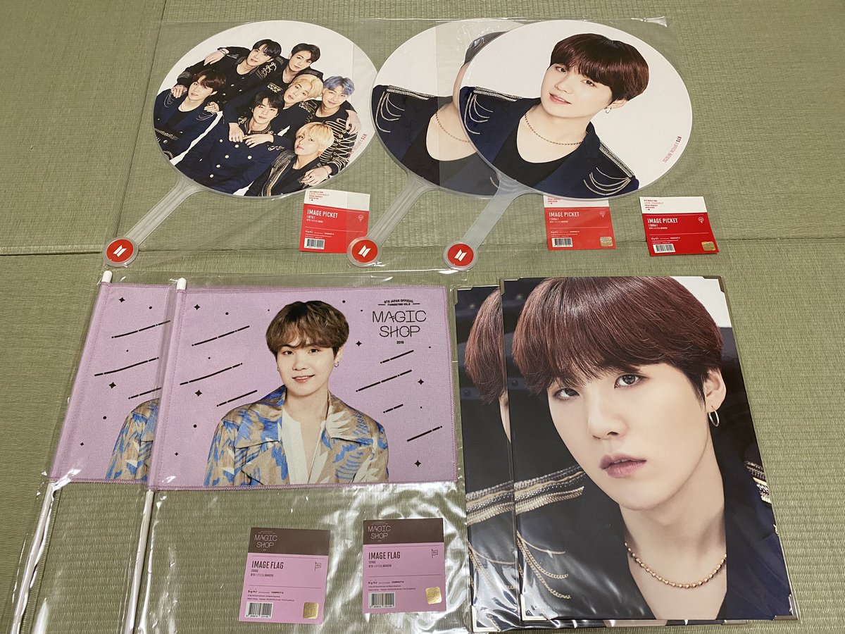 tem89's tweet photo. BTS ばんたん グッズ 譲渡

グッズ収集縮小のためお譲り先を探しています🔎

譲】画像1-5(ツリー続きます)

求】1000円/個+送料(手数料)

ご希望の方いらっしゃれば、画像6.7枚目に詳細記載していますので読了の上"リプ"にてご連絡お願いします。 https://t.co/QaTiomW9sN