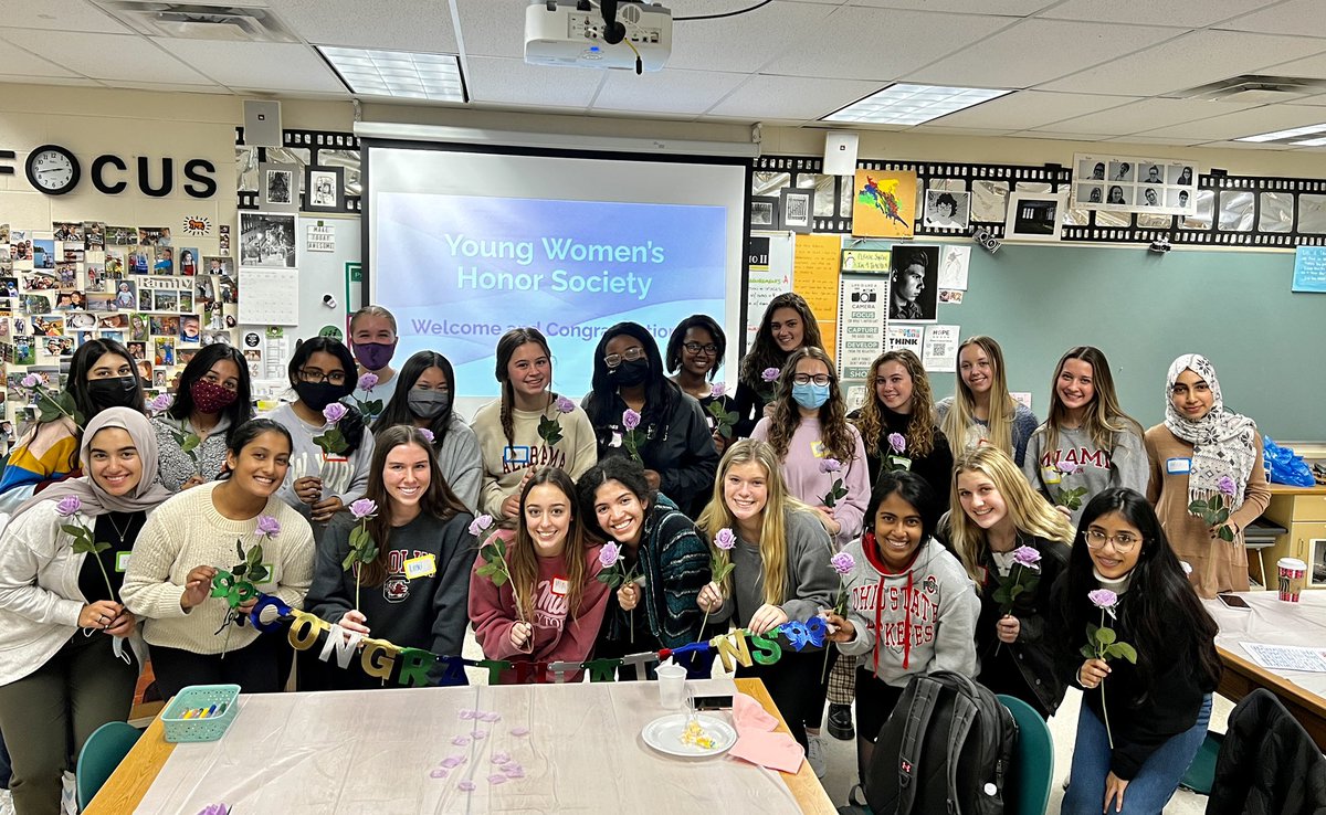 Tina Roberts tweet media