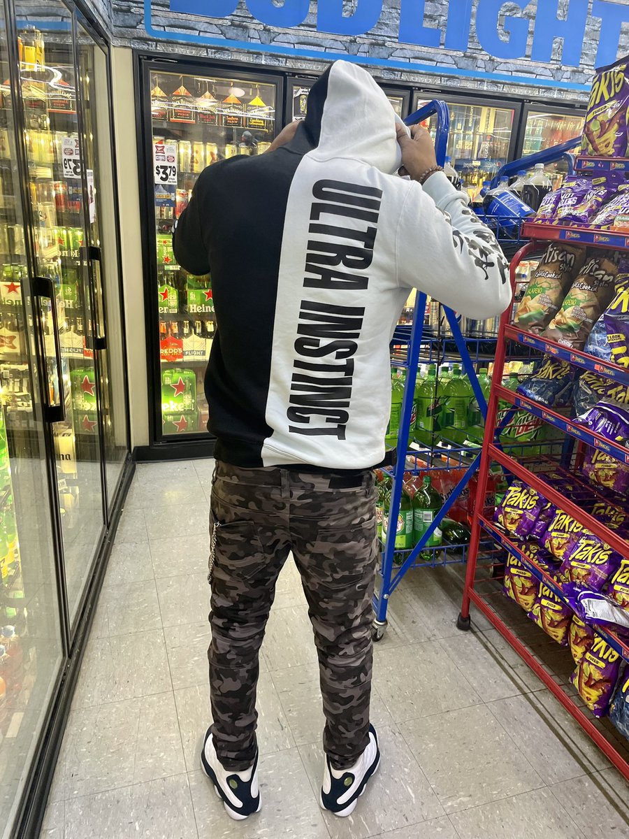 IamJavon1's tweet photo. Dese Niccas Canβt π
π½ββοΈ See Me Like Stevie π , Iβm Knowing Dey Wonder π€ , How Iβm Going π & I Come From Da Trenches ! π #FTH #GG #LLMoto #LLD #LLQ π¦βΏοΈπ https://t.co/GZR2toPK8k