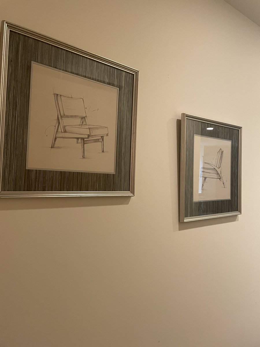 StageRightofCO's tweet photo. What fun art we used today #furnishings #Homestaging #chair https://t.co/k43WFOP2Mo