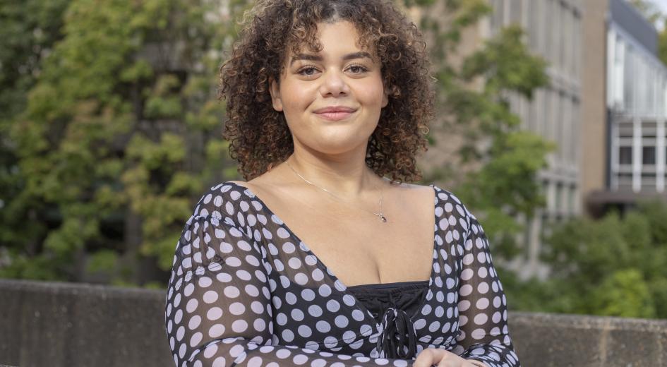 Portland_State's tweet image. #PSUFirstGen student and @ASPSU President Nya Mbock Nya Mbock didn’t start her college career at PSU, but once she transferred in 2019 campus quickly became her home. She wants to help other students. #CelebrateFirstGen

bit.ly/3uimdgC