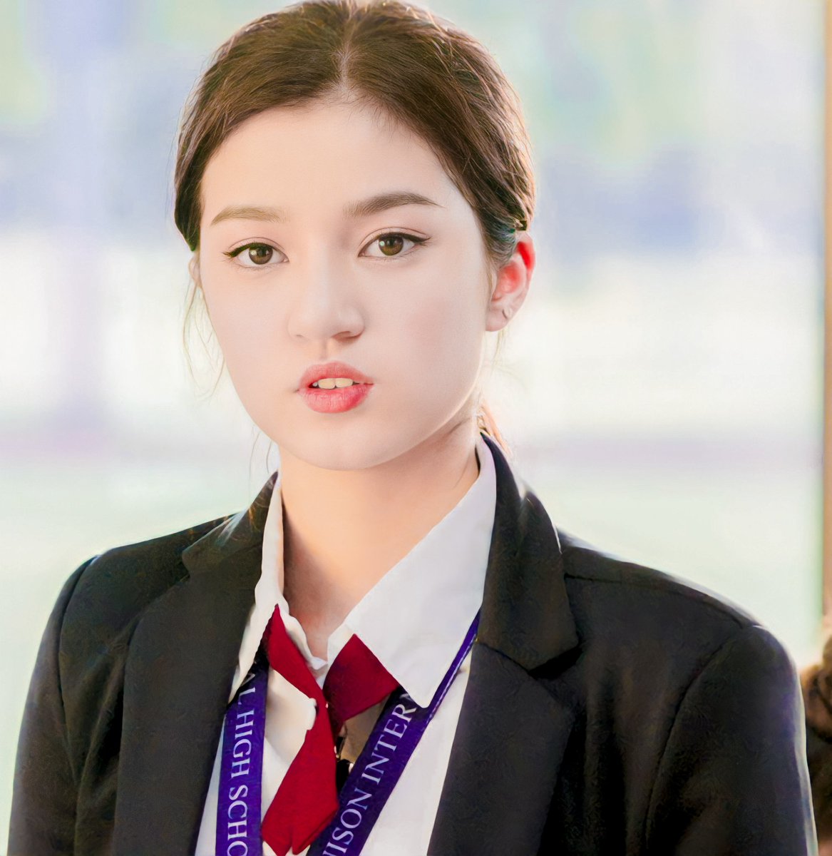 Donbelle_Feed's tweet photo. 𝐁𝐞𝐥𝐥𝐞 ♡︎ https://t.co/y0cBzFitpE