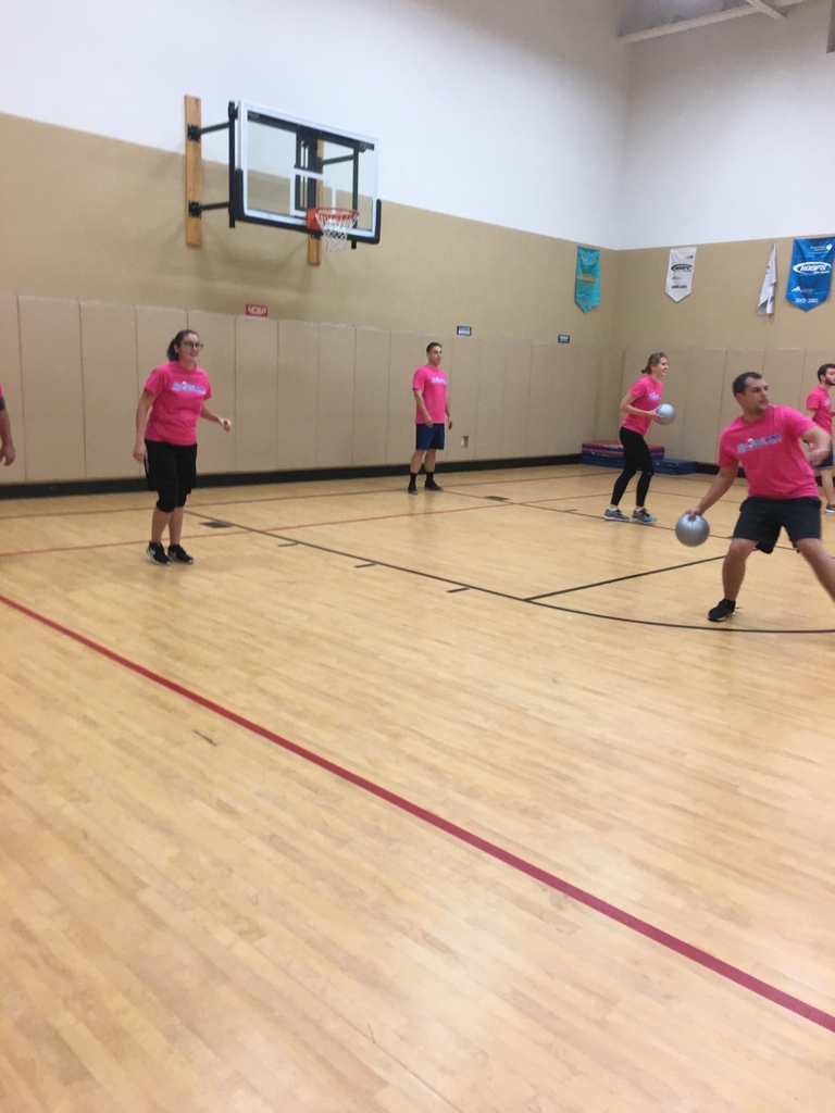 shorelinesocial's tweet photo. Registration is almost over!

https://t.co/YHgVGnIH7p

#dodgeball #newlondon #coedsports #adultleagues #besocial https://t.co/IdUrQF1Dg4