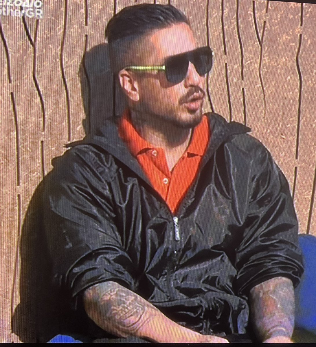 Cavatinallegro's tweet image. The Athenian underworld in all its glory. And yet Greek society voted to keep this guy in. No respect for women. Constant provocative behaviour. Makes Machiavelli look like a saint. A thoroughly nasty piece of work #BigBrotherGr #Nasos