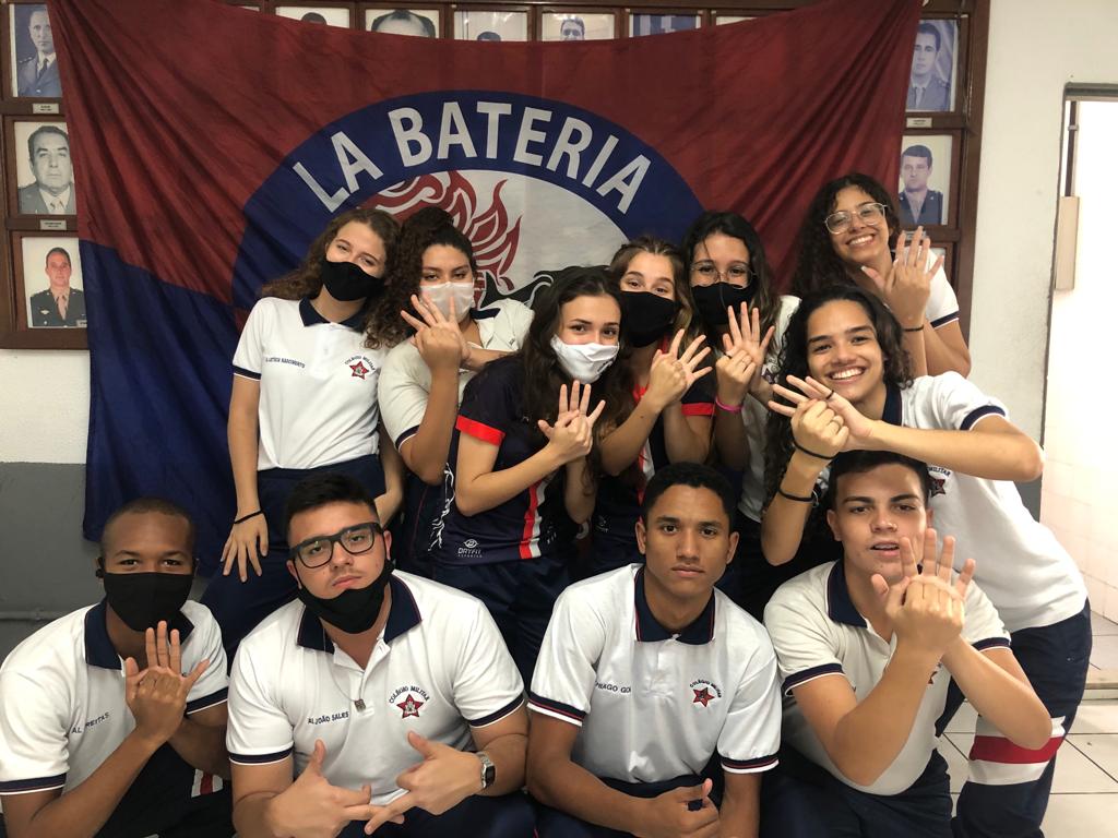 persefmoone's tweet photo. eles que venham... #Apoderosa💙❤💣 https://t.co/7Sr8a2JgV9