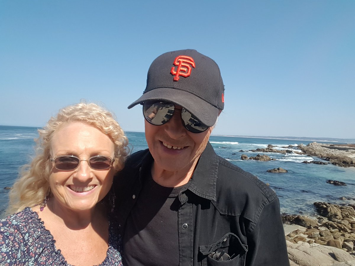 Bill Legend & Julia tweet media