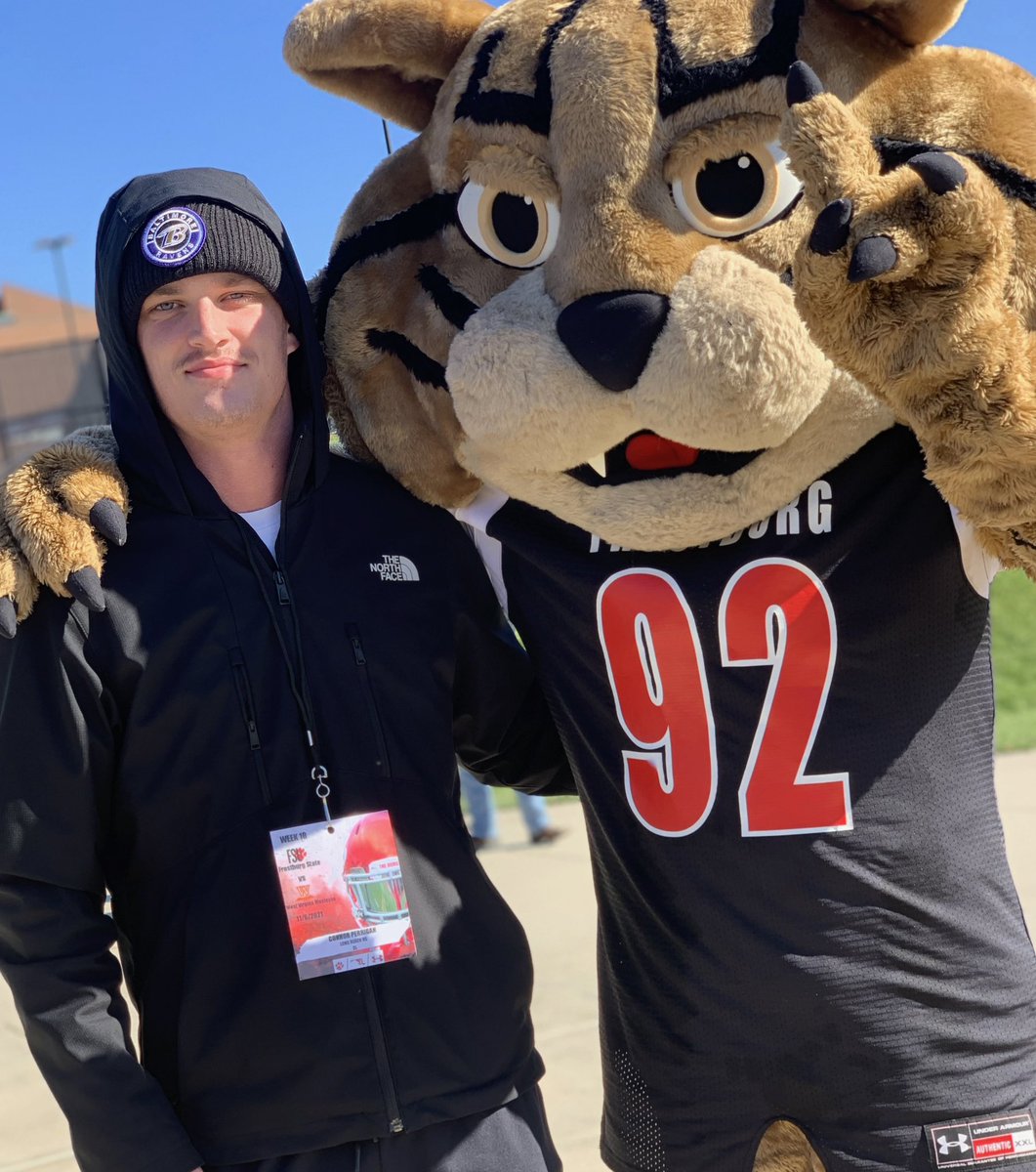 ConnorPerrigan's tweet photo. Thanks Coach Fitzgerald and Coach Waggoner for the FSU game day invite.  I had a great visit and enjoyed watching some Bobcat Football.  Thanks @frostburgfitz @coach_ewags and @FrostburgFBALL https://t.co/vD2ApxHpMC