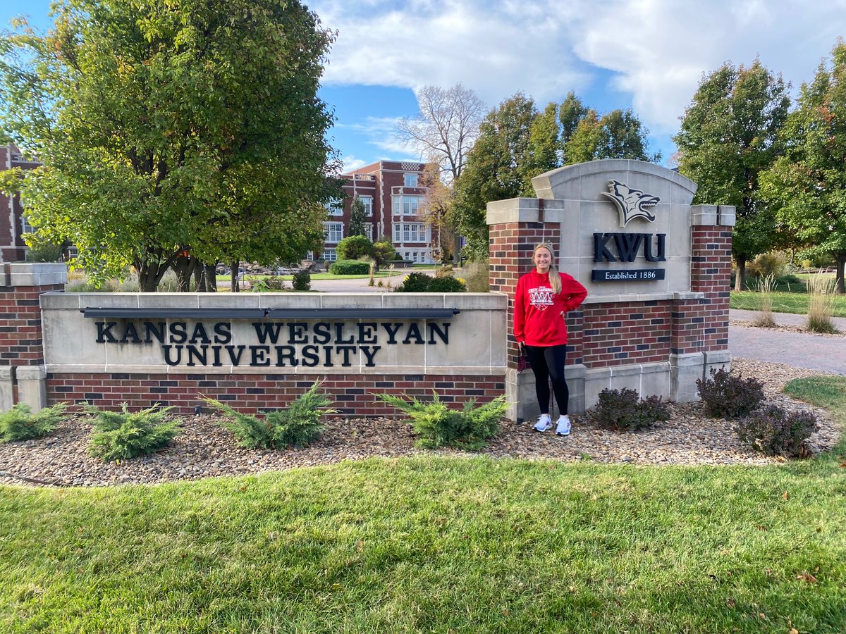 Had a great visit today at Kansas Wesleyan University. <a href="/KwuWbb/">KWU Women’s Basketball</a> <a href="/coachshowman/">ryan.showman</a> #rollyotes 💜💛