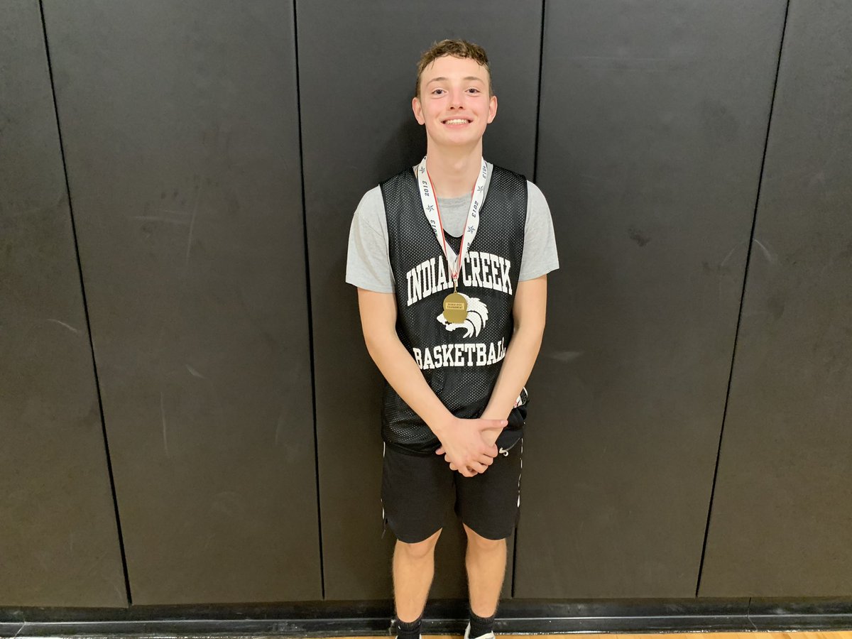 ic_bball's tweet photo. Our very first practice player of the day recipient is Grant Schlorff. Grant will be proudly wearing my 2013 AYSO soccer championship medal tomorrow at school. Wear it with pride Grant!! #Honduras #runwithpack https://t.co/Us6SNp5H7E
