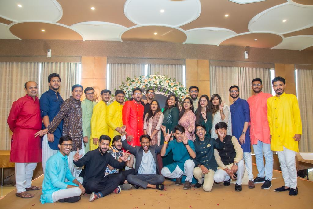 elaunchsolution's tweet photo. And this is how we celebrated DIWALI 2021 with a stupendo fantabulosly fantastic frenetic JOSH of @elaunchsolution Pvt. Ltd. ANNUAL CELEBRATIONS 2021

#corporateculture #corporateparty #annualevent #festival #celebrations #surat #softwaredevelopment  #elspartans #elaunchsolution https://t.co/l1m8aKhHML