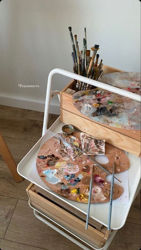 xvenomvenusx's tweet photo. the cards ask you to indulge in creativity https://t.co/mEWlxAT6a3