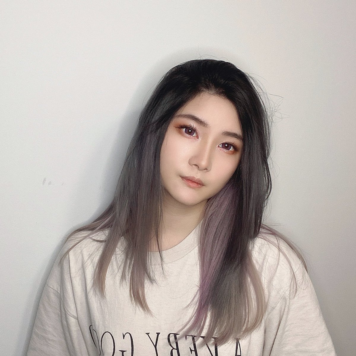 lilyy275's tweet image. yo  
 
follow my amazing hairstylist instagram.com/yj_hairworks?u… if you want amazing magic like this on your hair!