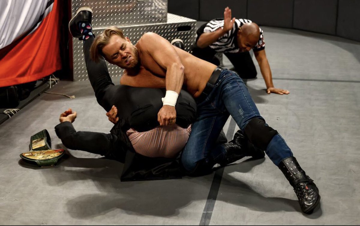 ByronSaxton's tweet photo. The most euphoric 9 Seconds of my career! 

It didn’t end the way I wanted but at least I pinned @WWEGraves!! https://t.co/7To0hfC5fK