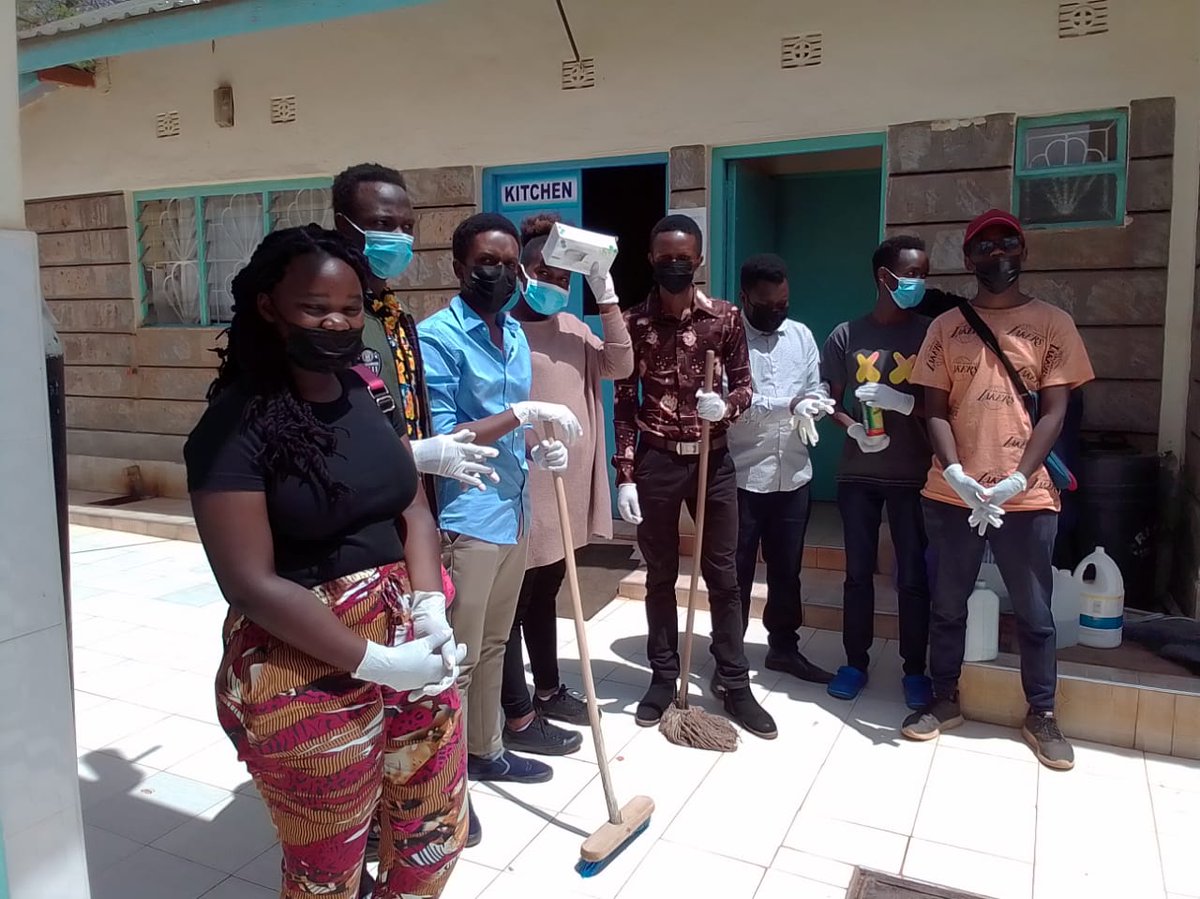 LapidLeaders's tweet photo. From a distance, one can confuse these leaders to be Caritas Community Hospital doctors. They look smart and admirable.
Let's cerebrate them for the good work done! #LapidExperience
https://t.co/0d9i7VYrQm https://t.co/s7KwQ988i2