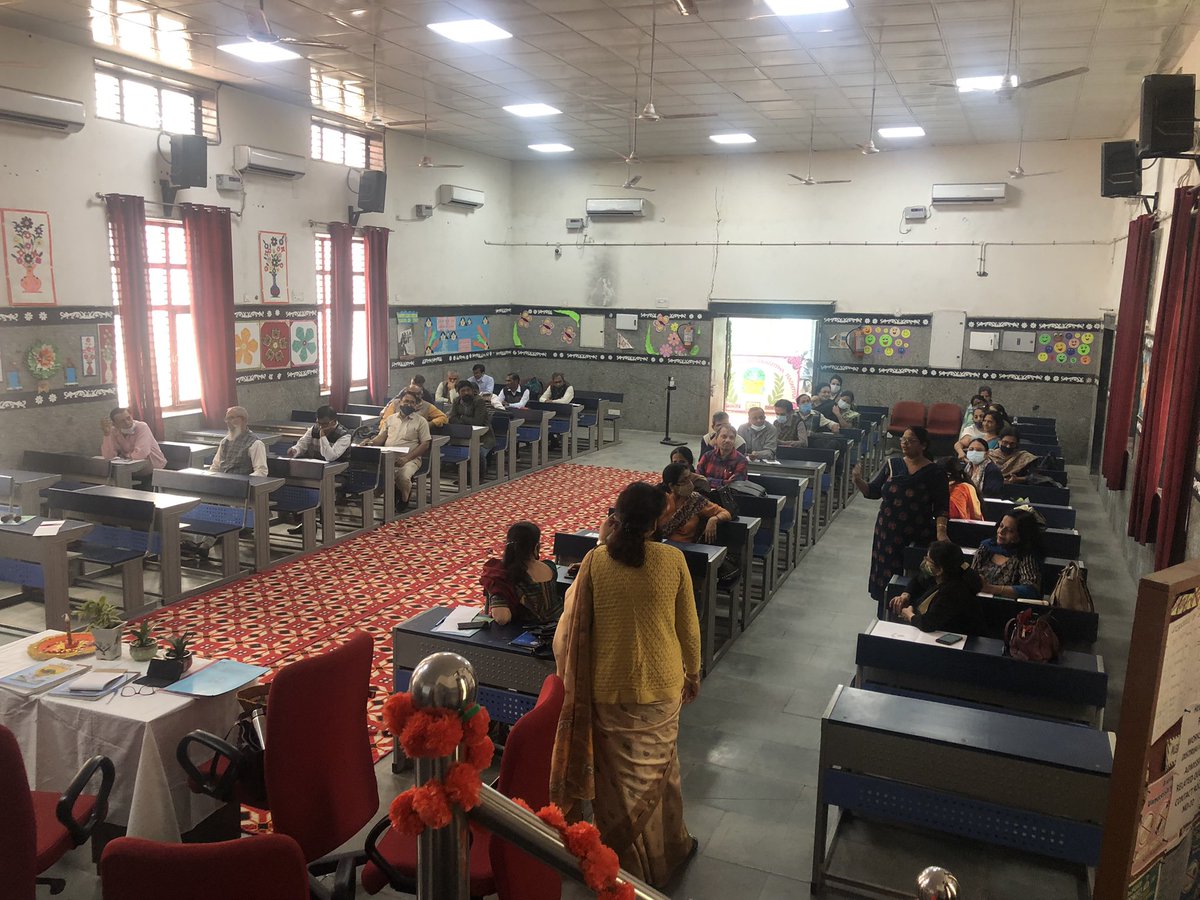 IamCJha's tweet photo. #DelhiEducationRevolution 

Our Principals &amp; HOSs play a vital role to implement any curriculum effectively in the schools.

To get them on same page @Dir_Education is organising an Orientation Programme regarding @HappinessDelhi 

@Minister_Edu @msisodia 
@PbpandeyB @shail2018 https://t.co/0FR2YchKS4